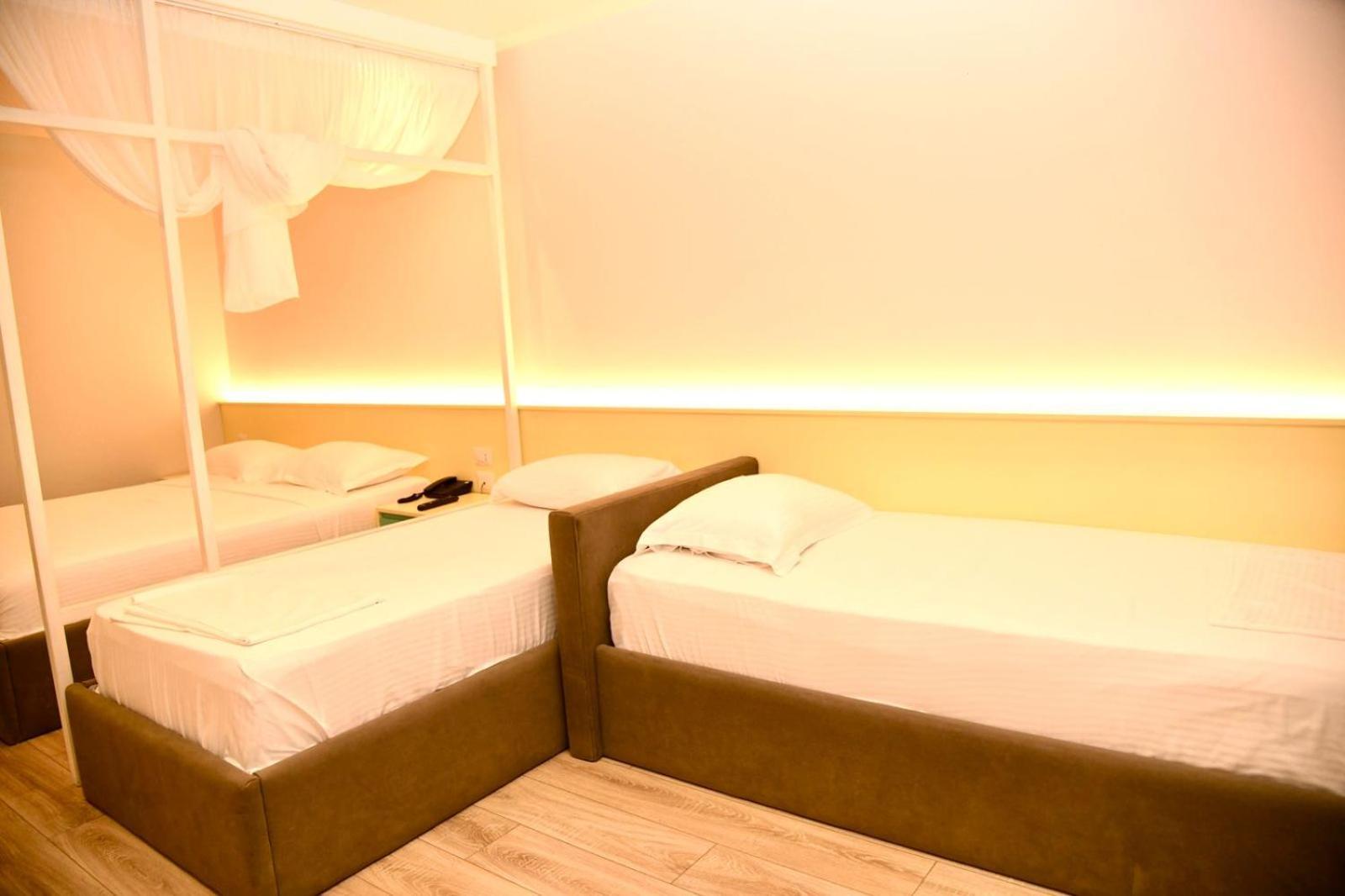 Amber Hotel Albania Spille Extérieur photo