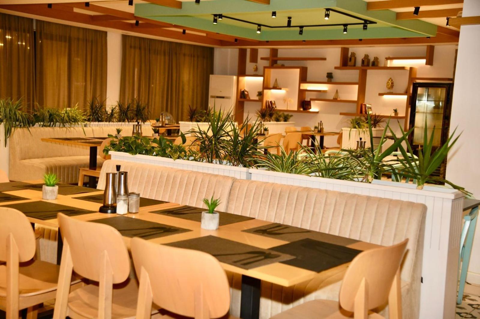 Amber Hotel Albania Spille Extérieur photo